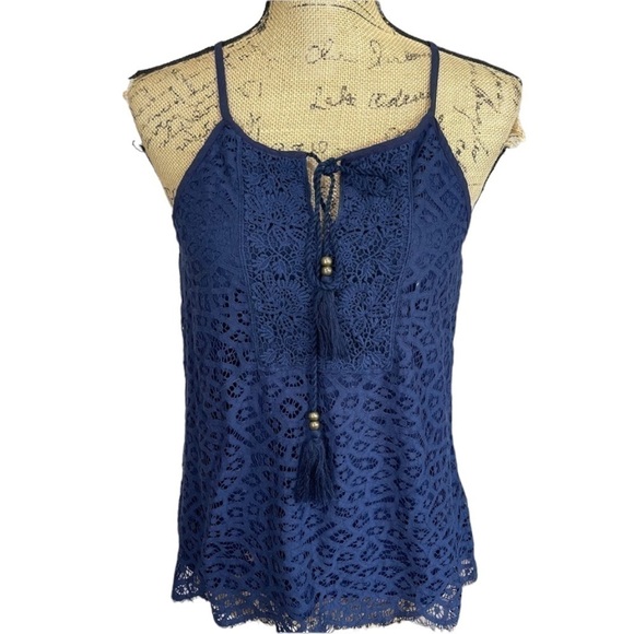 ROMEO and Juliet Lace Boho Tank Top Navy Keyhole Tassel Blouse - Picture 4 of 8